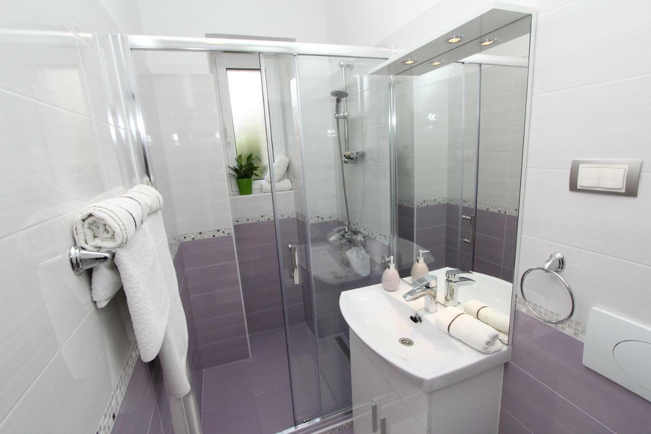 Apartments Santin Rovinj Exterior photo